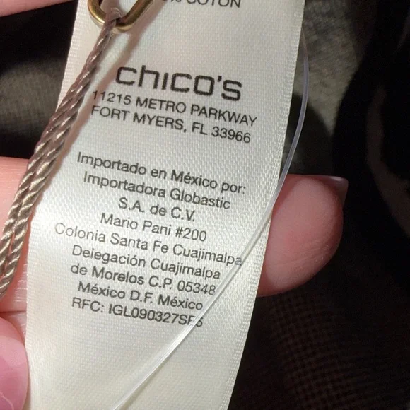 Chico's Black and Cream Patterned Wrap - Picture 9 of 9